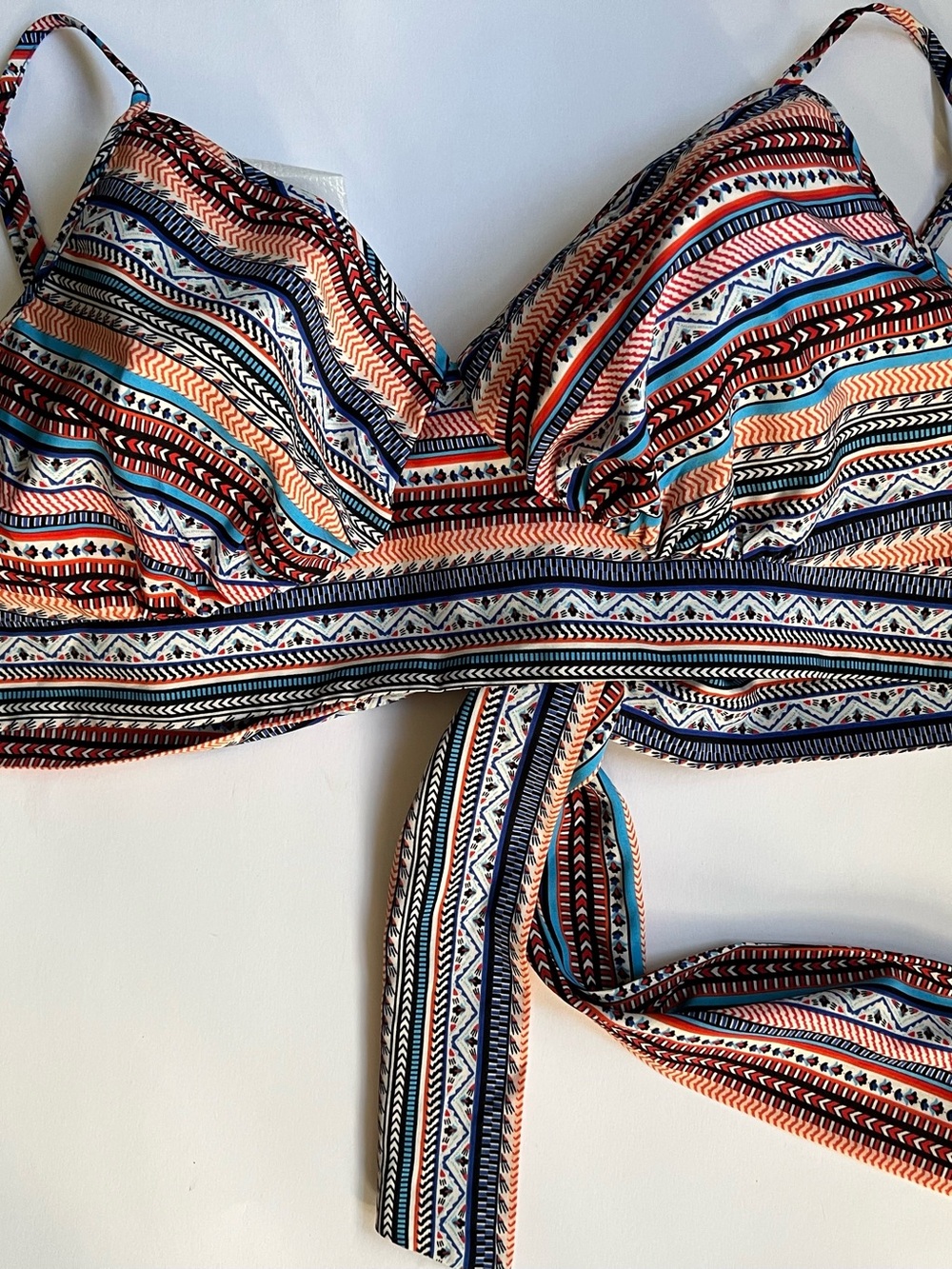 SHEIN Multicolor Tribal Print Bikini Top - Blue, Coral, Black, Cream 2XL